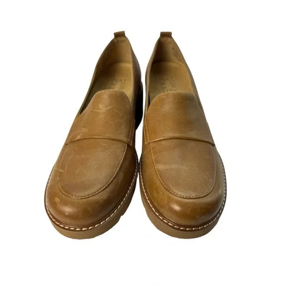 Naturalizer Women’s Darry Slip-On Lightweight Lug Sole Heeled Loafer Sz 6.5 W - Picture 2 of 9